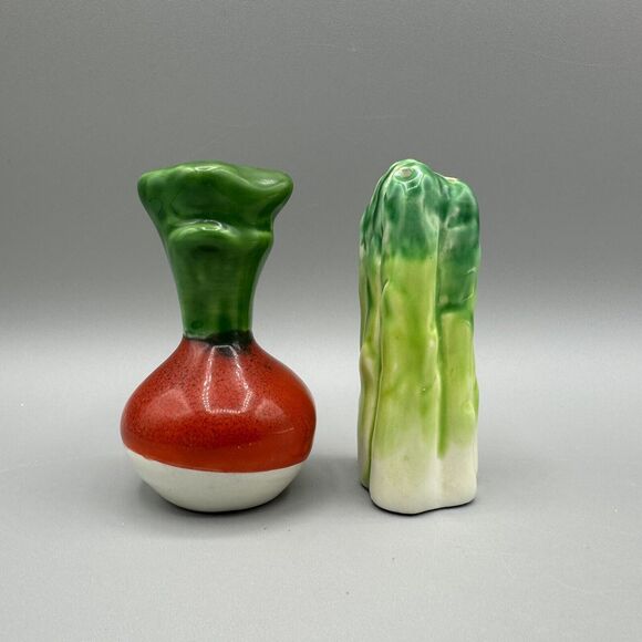 Italy Asparagus & Beet Radish Salt & Pepper Shakers Ceramic Vintage Italian - Picture 7 of 10